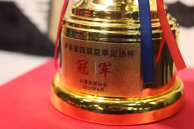 老队友！勇士自媒体晒波杰姆斯基与克莱在迈阿密合练照片